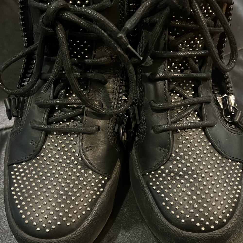 Giuseppe zanotti woman’s
